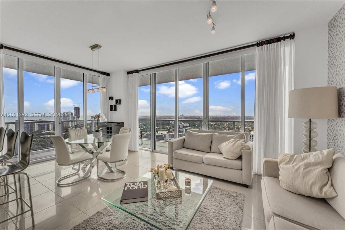 79 SW 12th Street