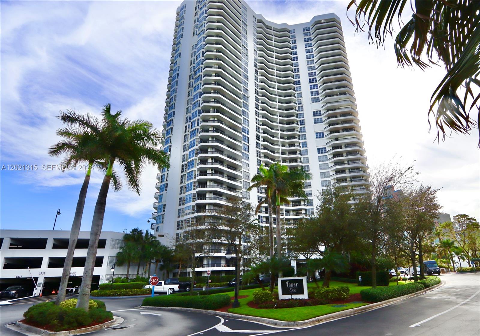 3530 Mystic Pointe Drive
