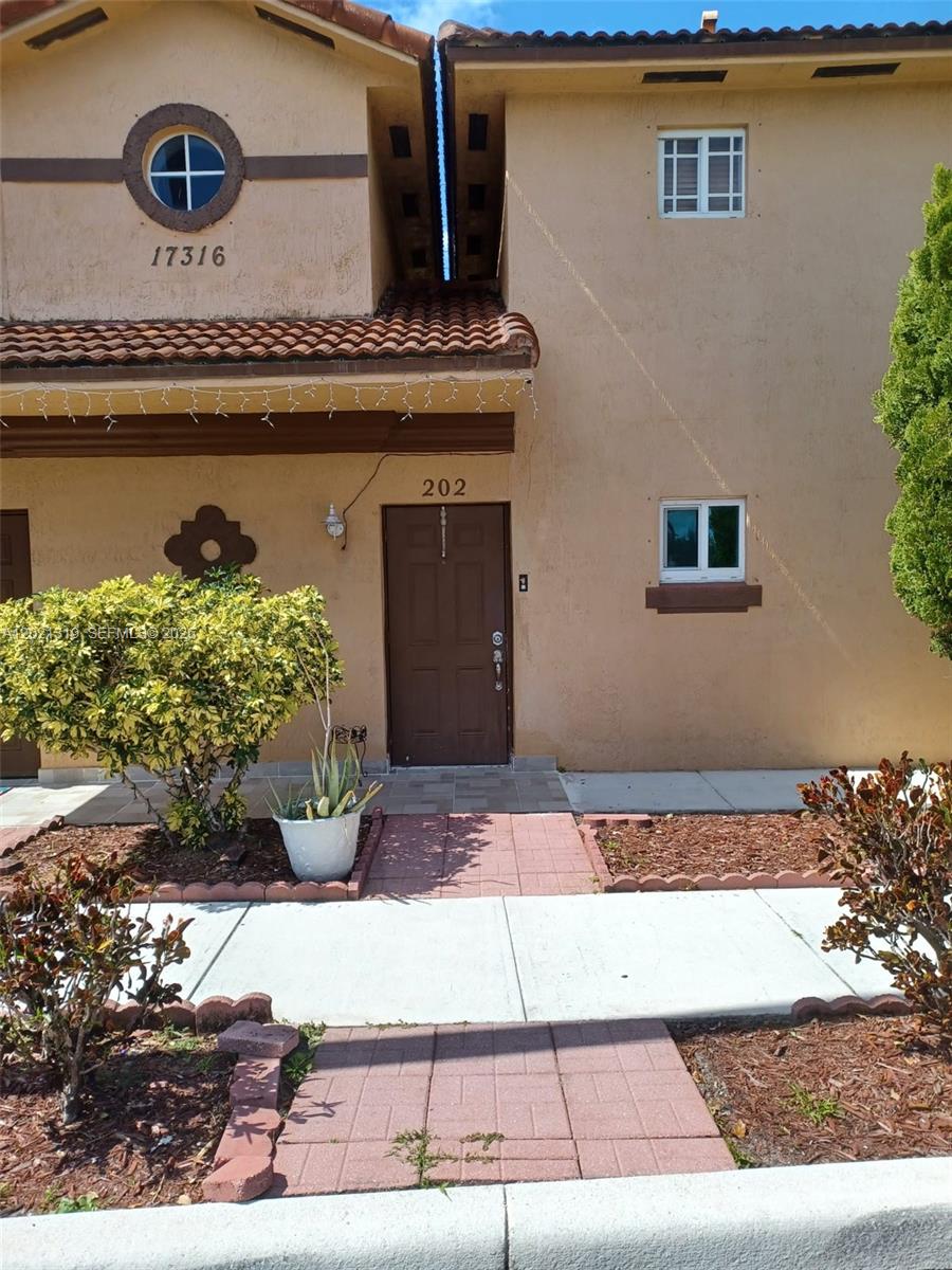 17316 NW 74th Avenue