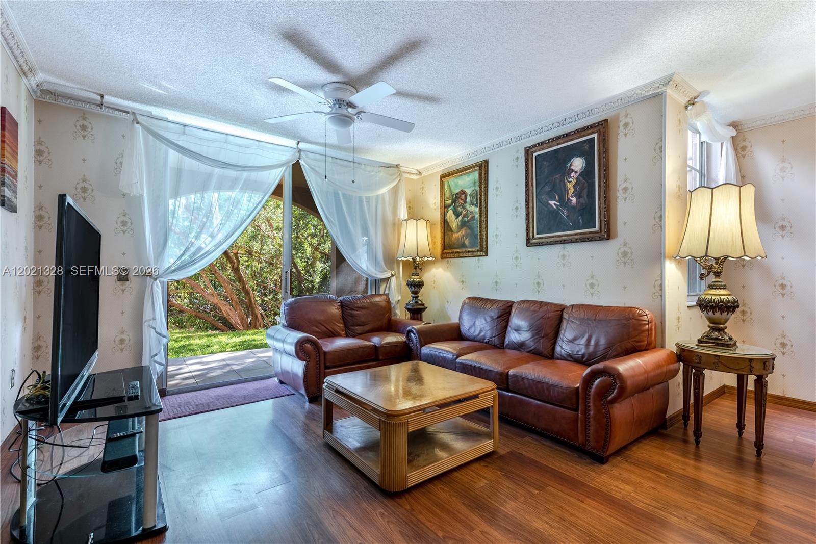 19601 E Country Club Drive