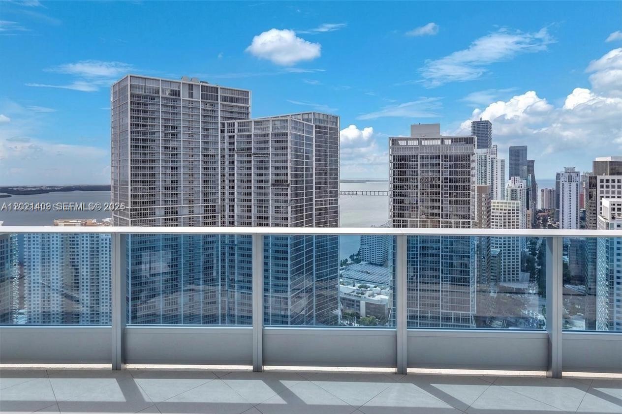 200 Biscayne Boulevard Way