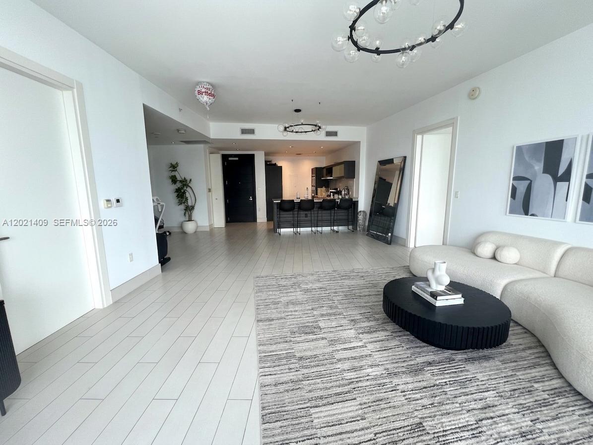 200 Biscayne Boulevard Way