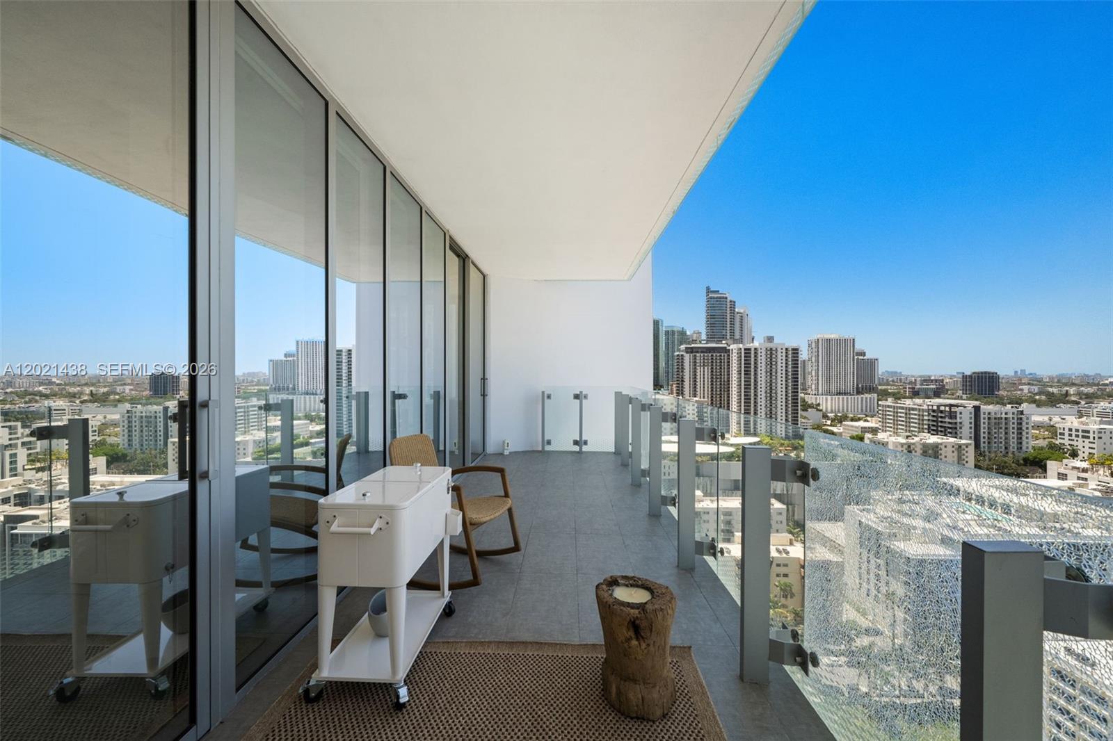700 NE 26th Terrace