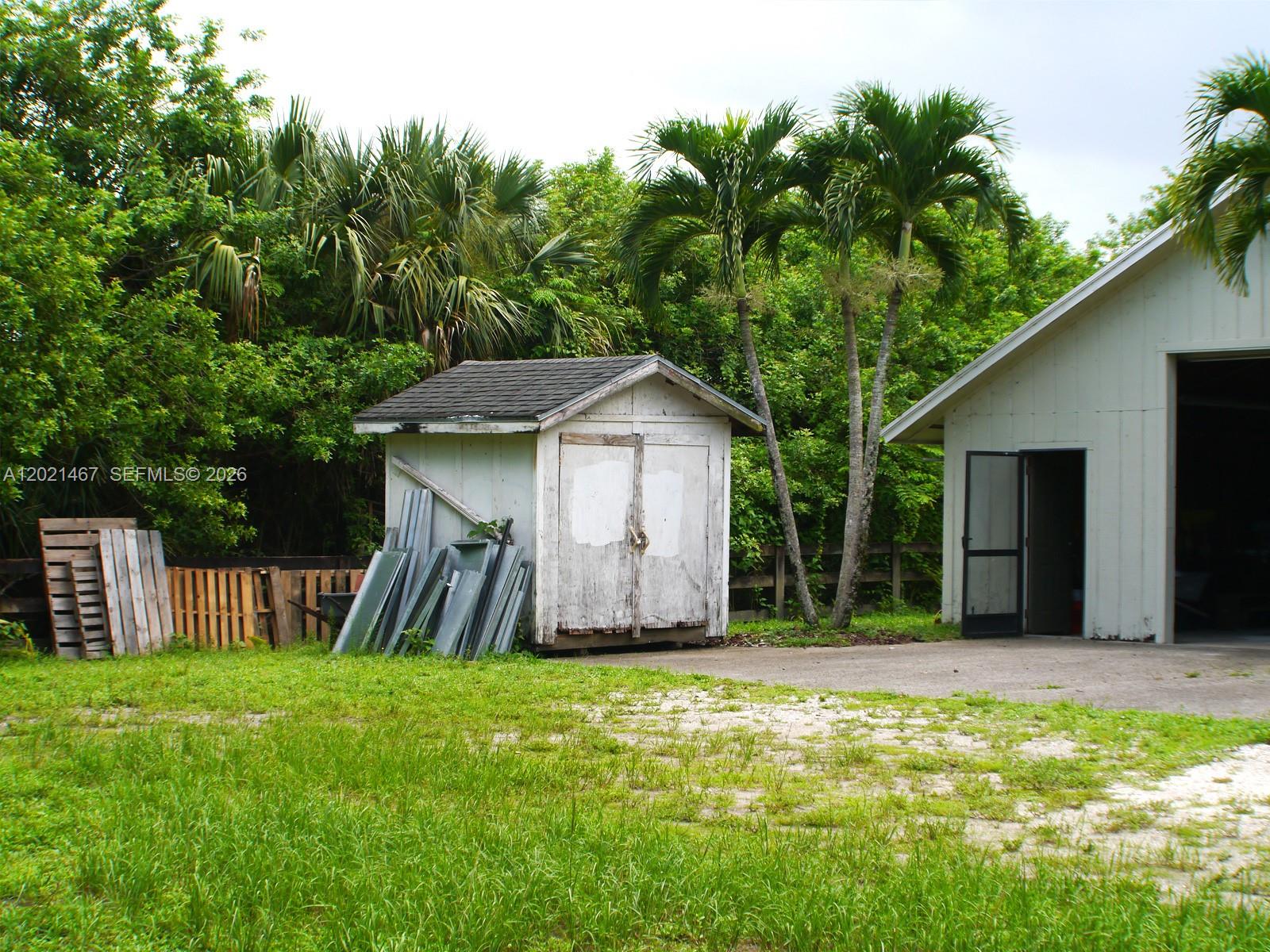 10646 Barn Road