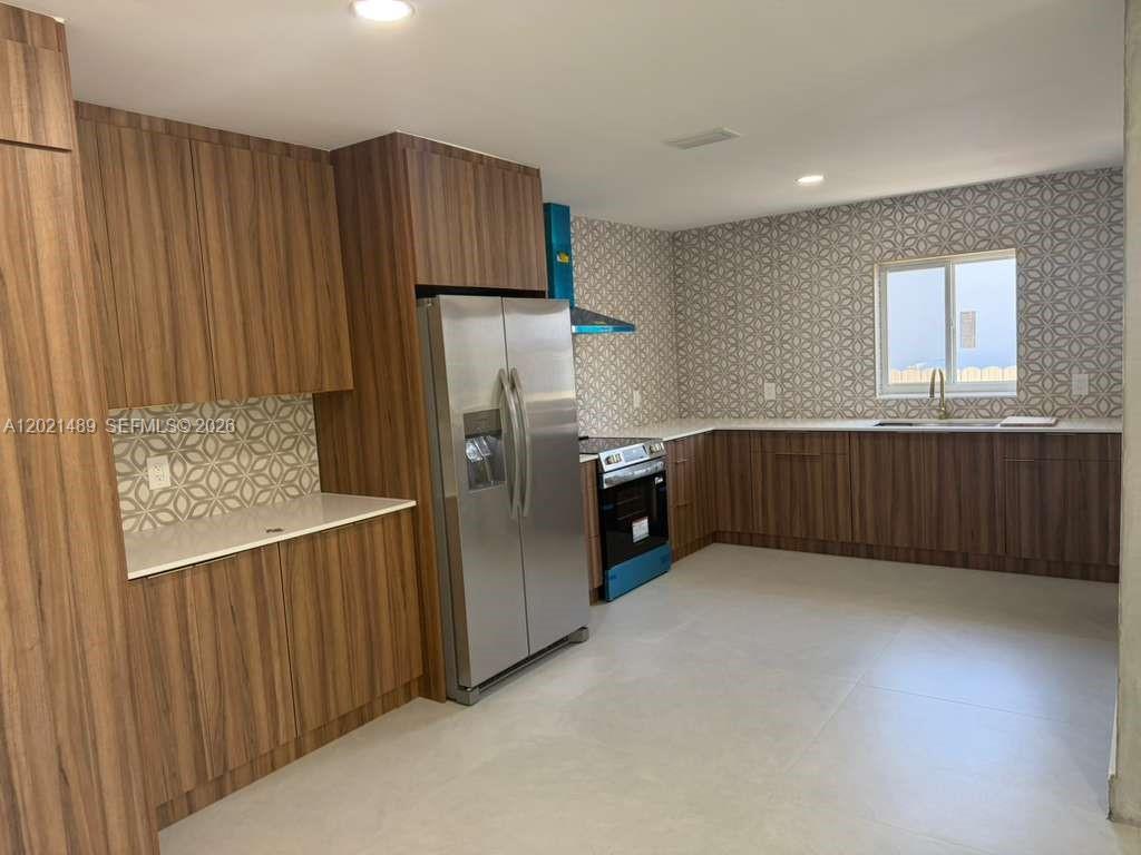 840 NW 67th Street