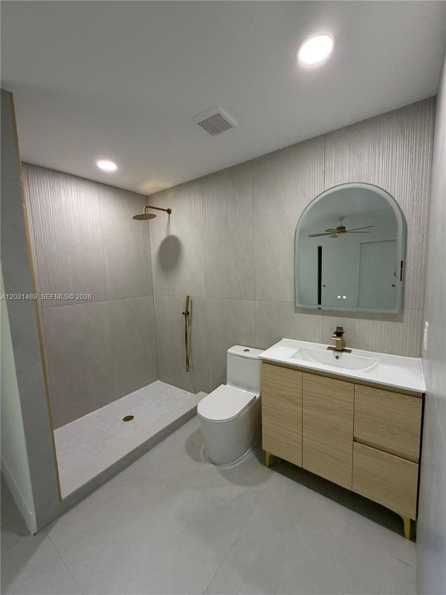840 NW 67th Street