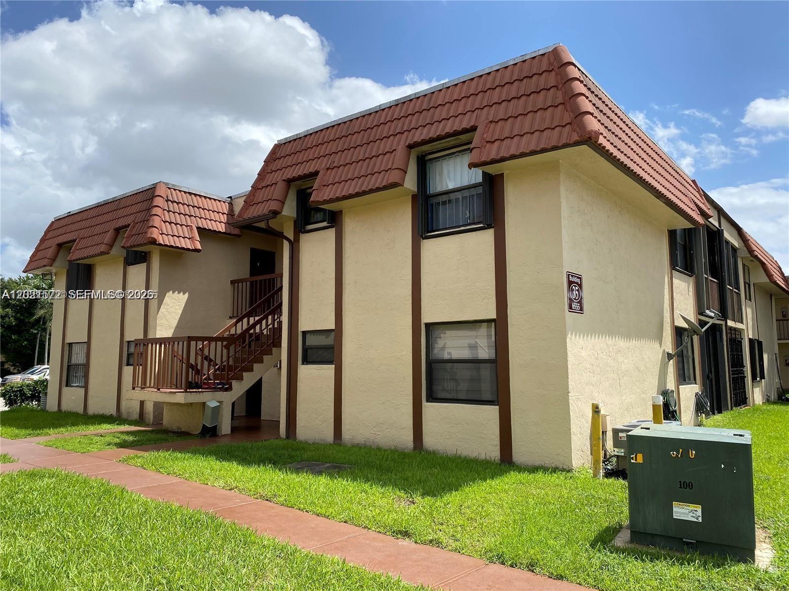 2715 W 66th Street