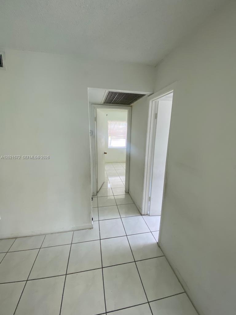 2715 W 66th Street