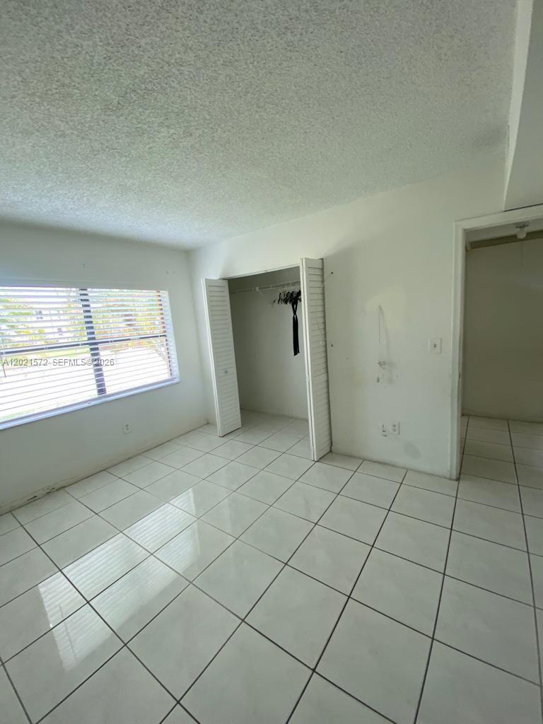2715 W 66th Street