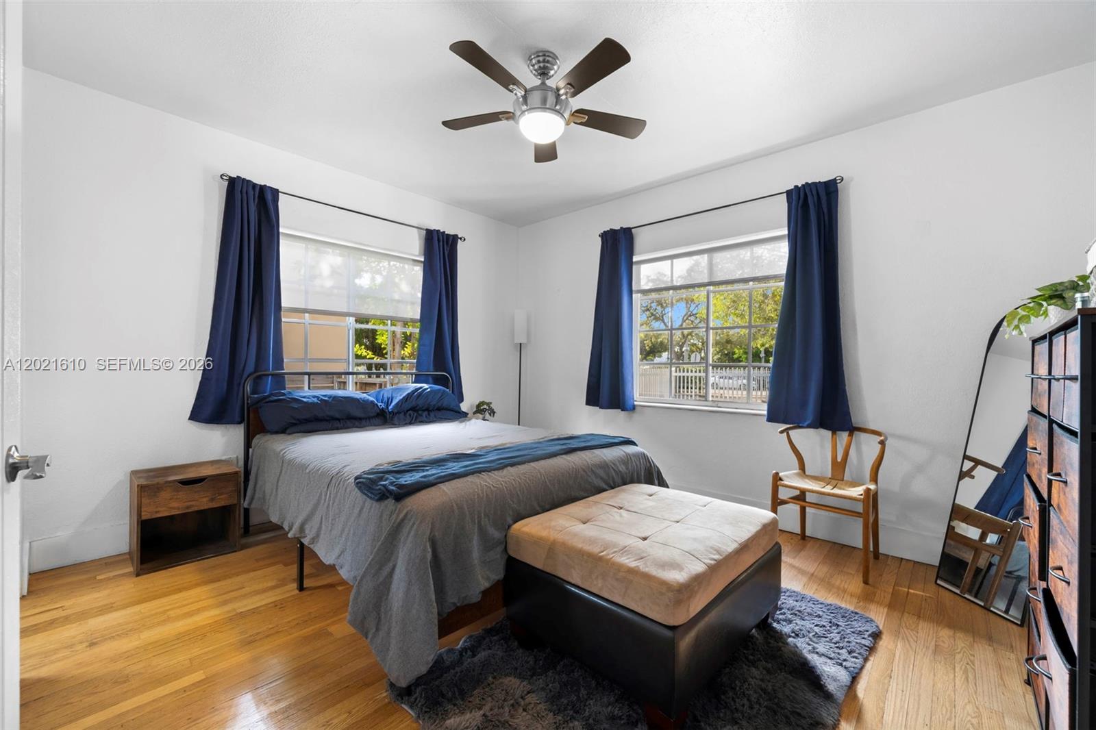 555 NE 73rd Street