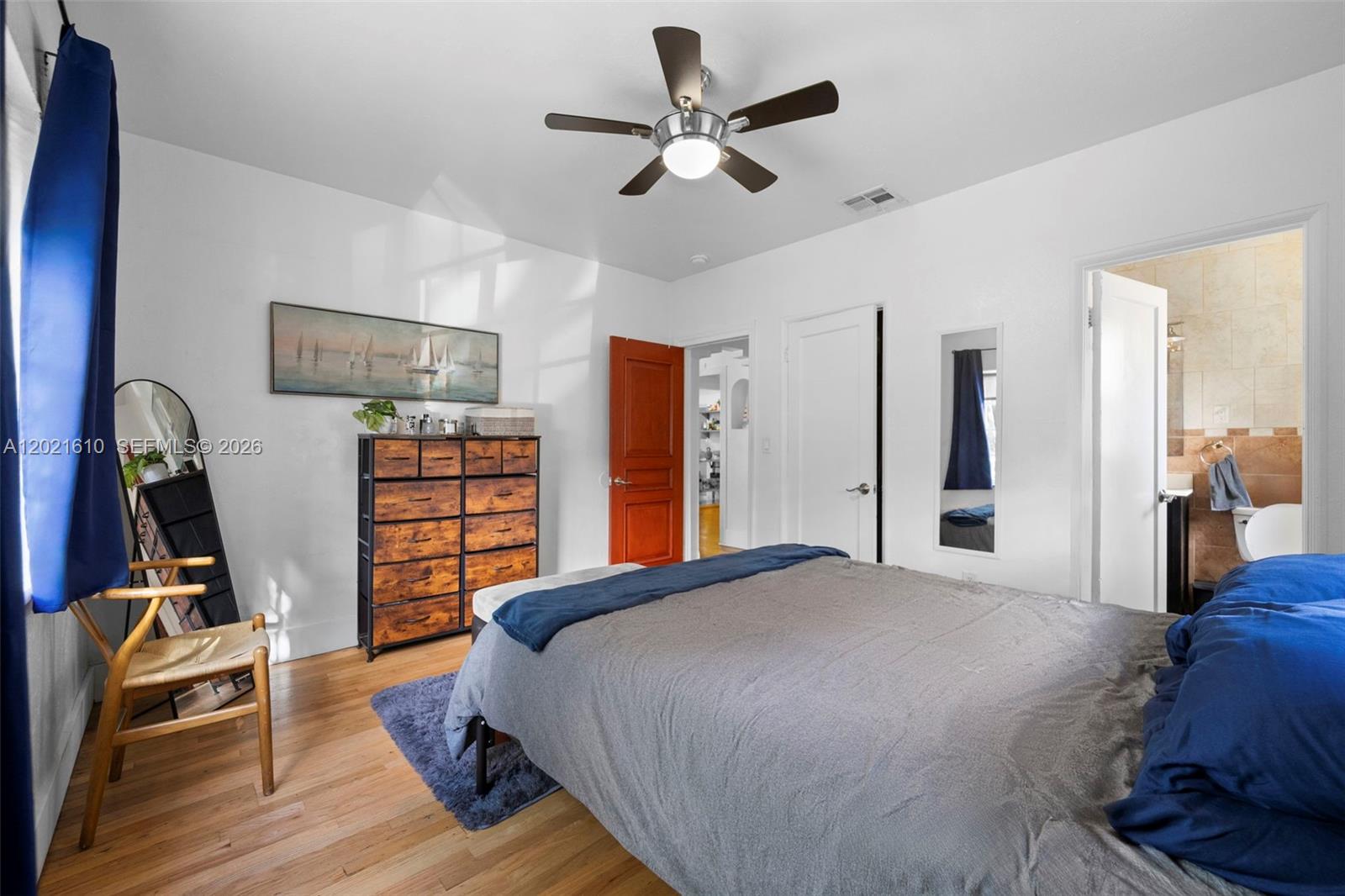 555 NE 73rd Street