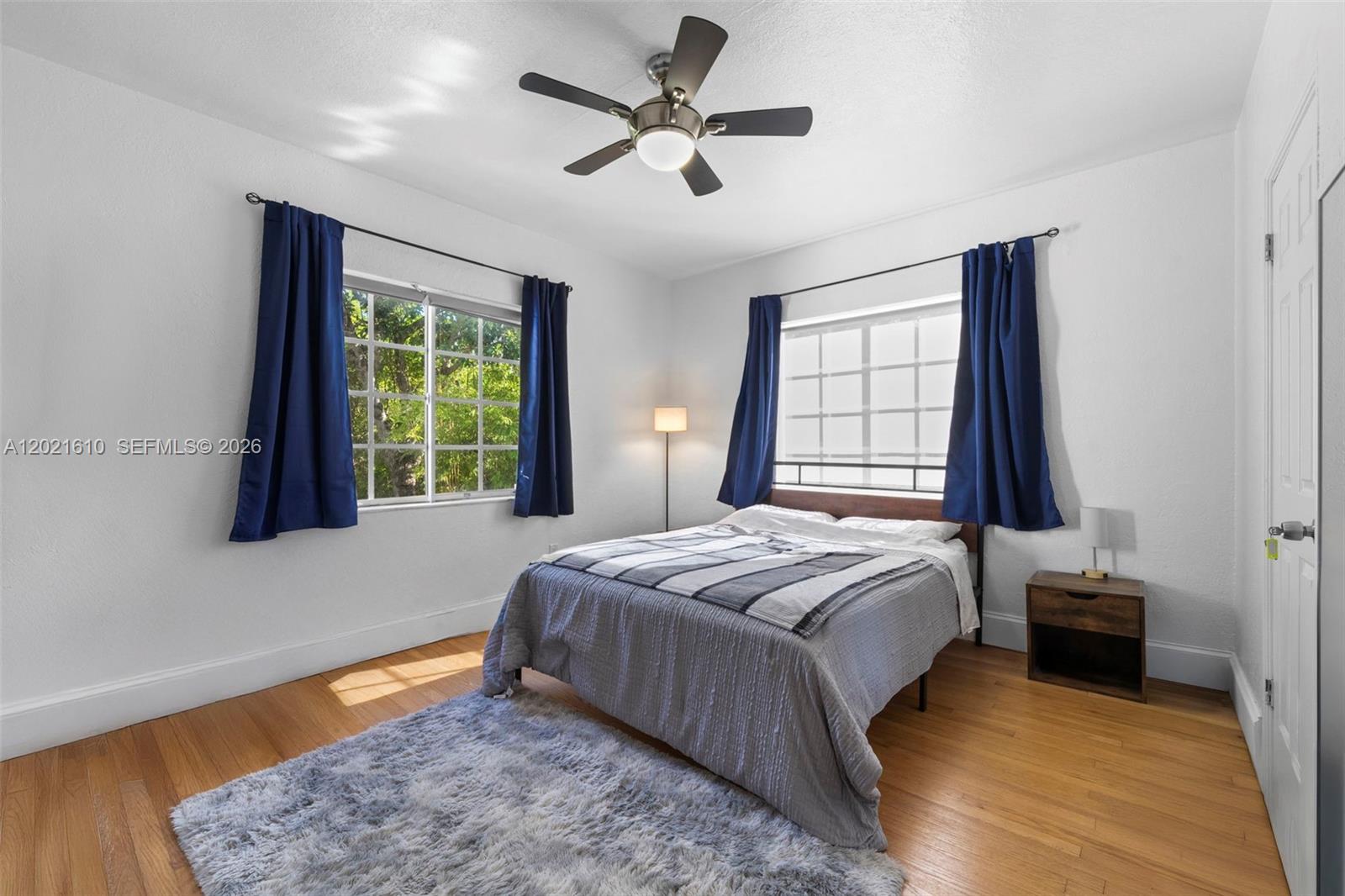 555 NE 73rd Street