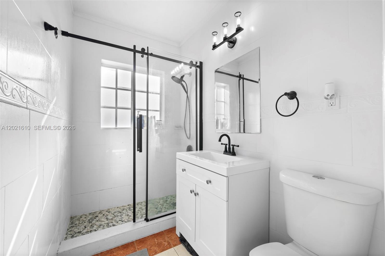555 NE 73rd Street
