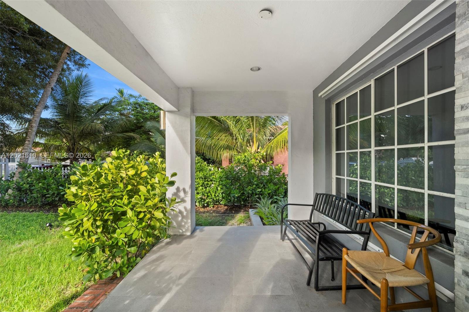 555 NE 73rd Street