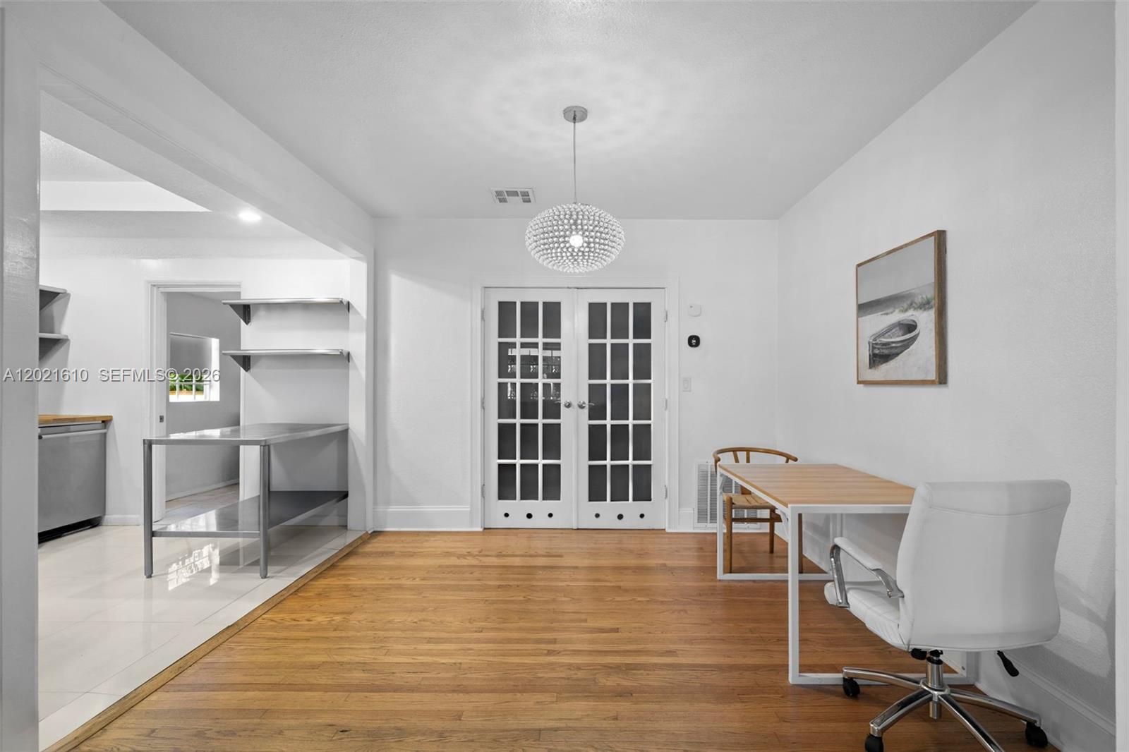 555 NE 73rd Street