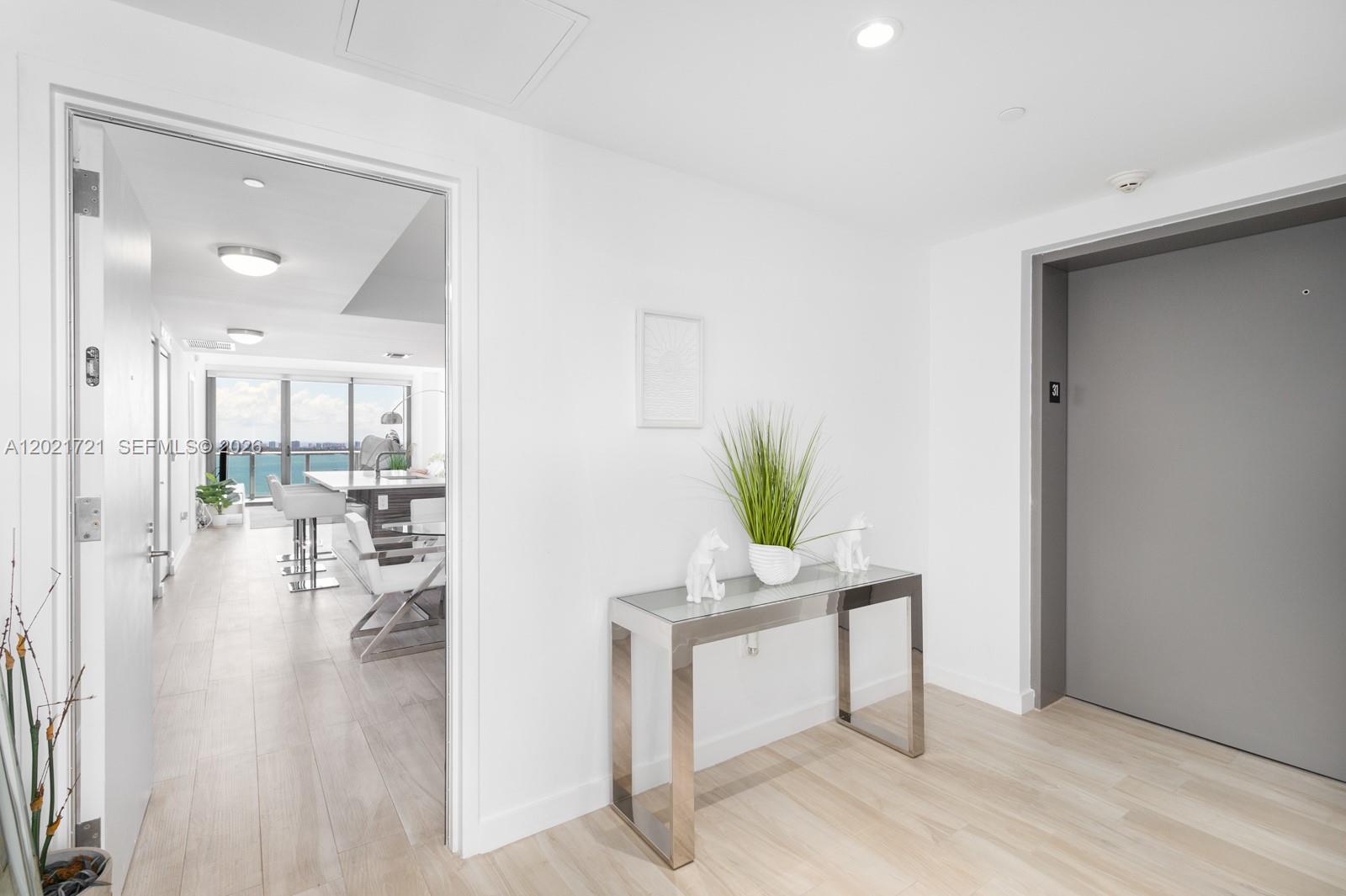 460 NE 28th Street