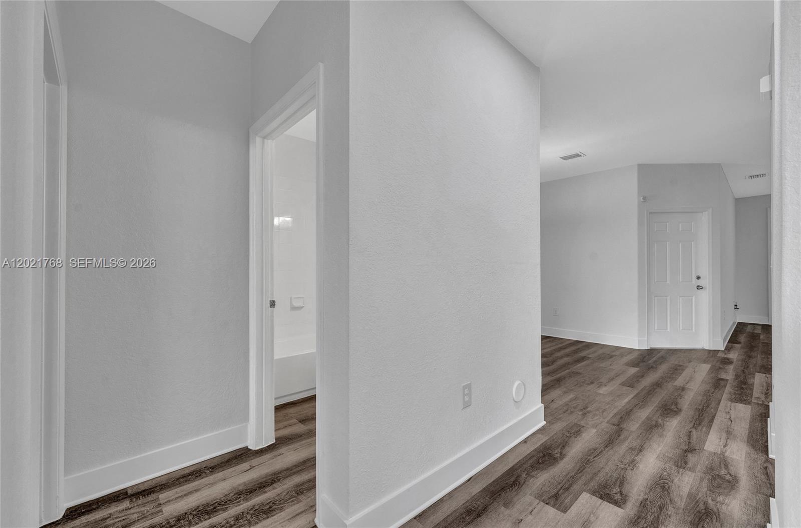 1445 SE 24th Road
