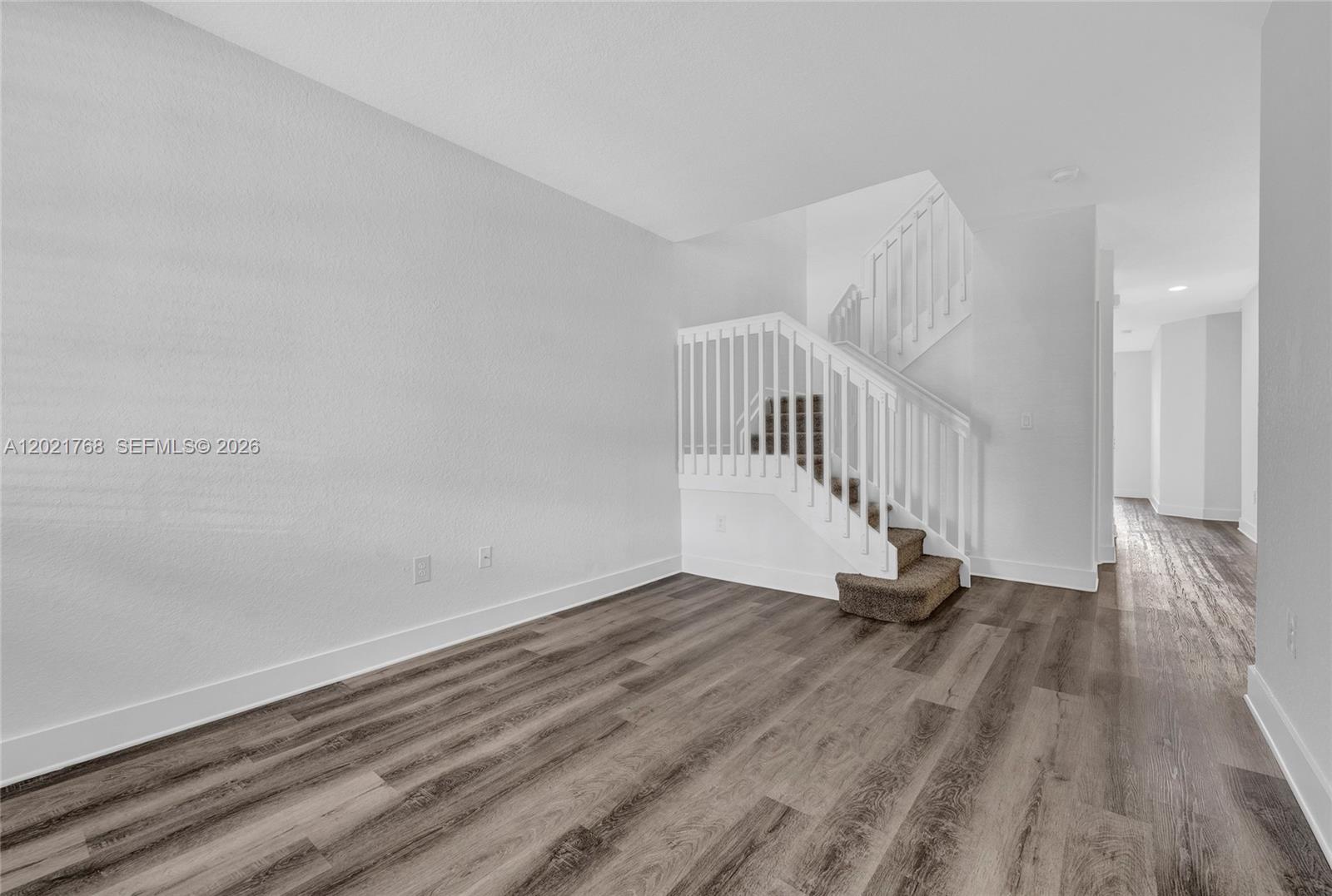1445 SE 24th Road