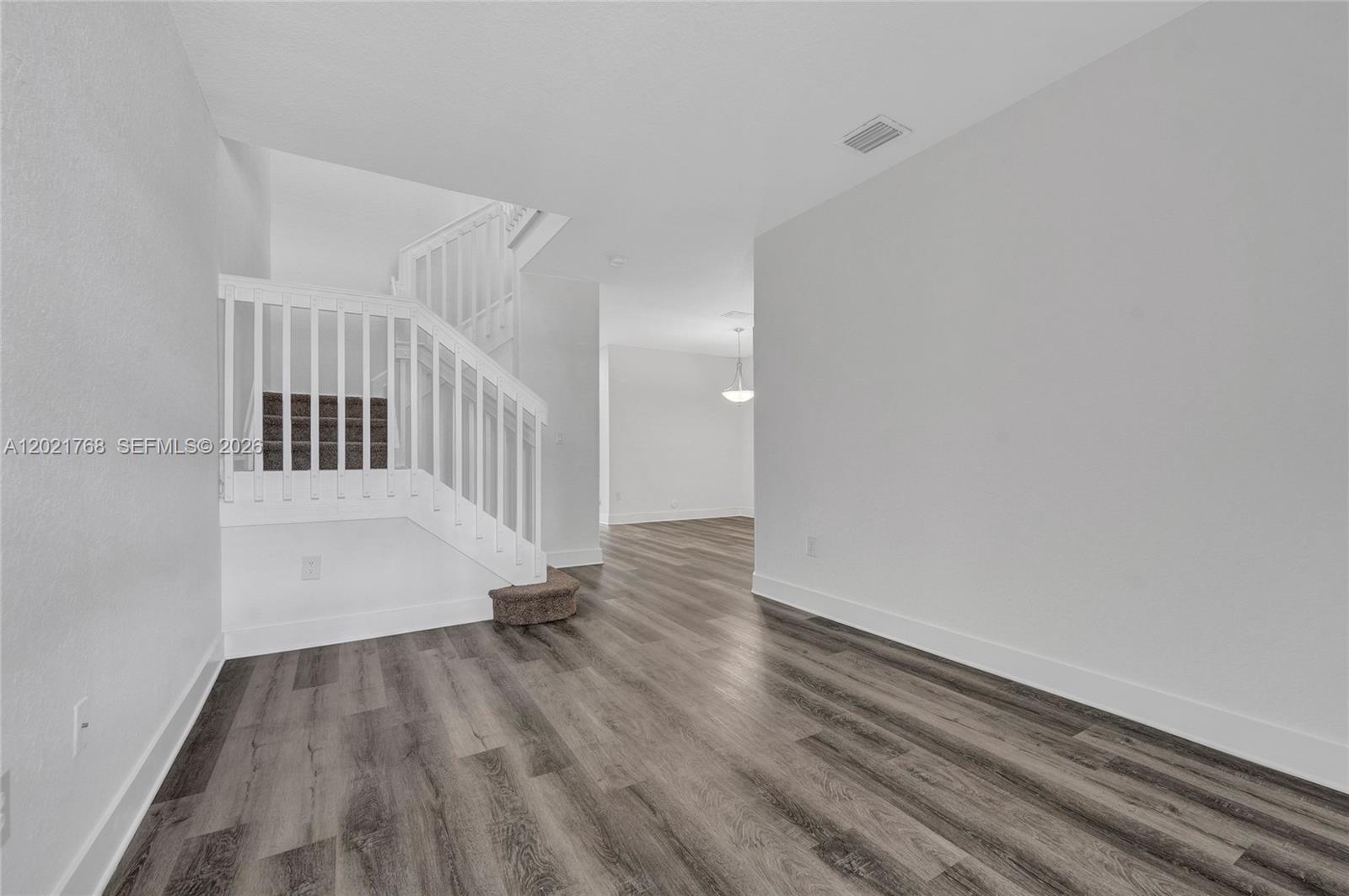 1445 SE 24th Road