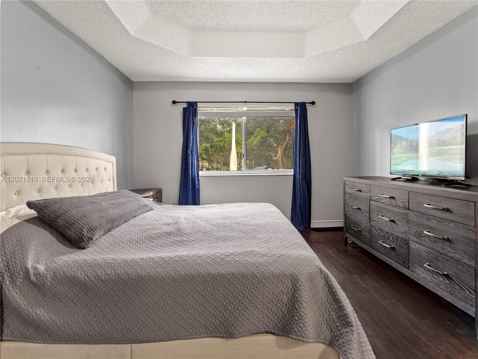 5033 NW 114th Court
