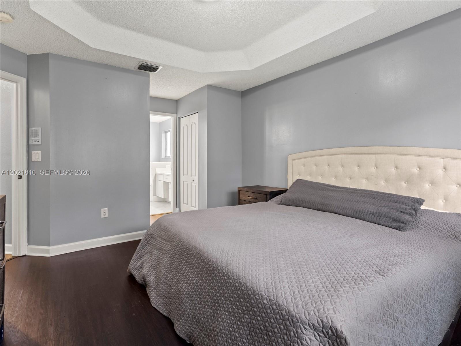 5033 NW 114th Court
