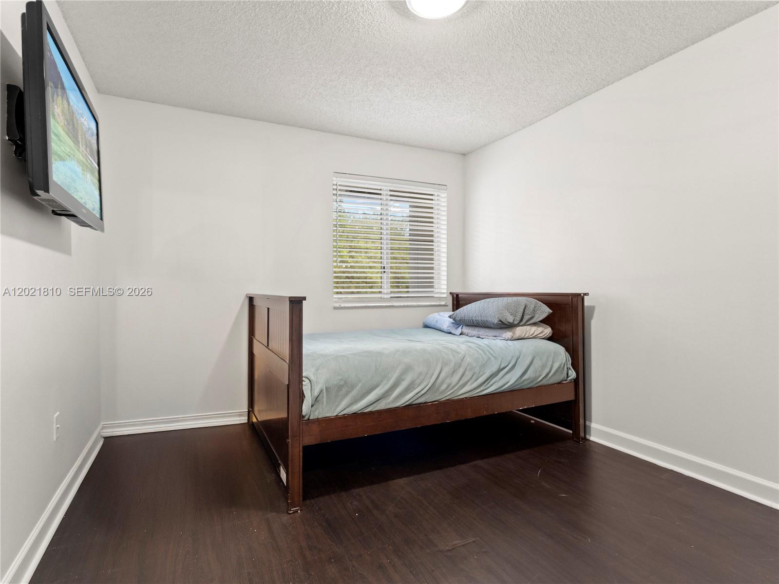 5033 NW 114th Court