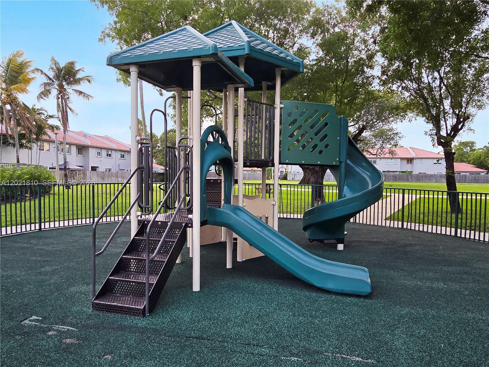 5033 NW 114th Court