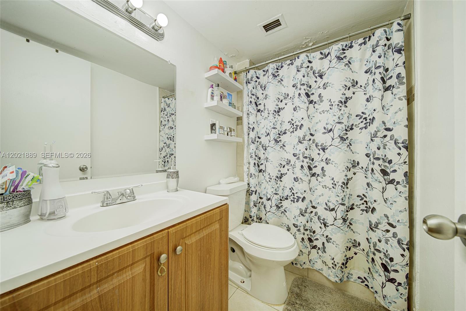494 NW 165th St Road