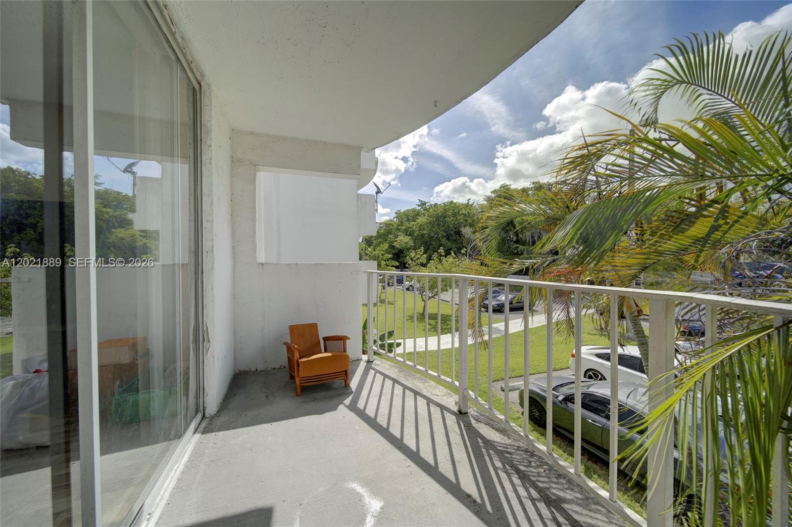 494 NW 165th St Road