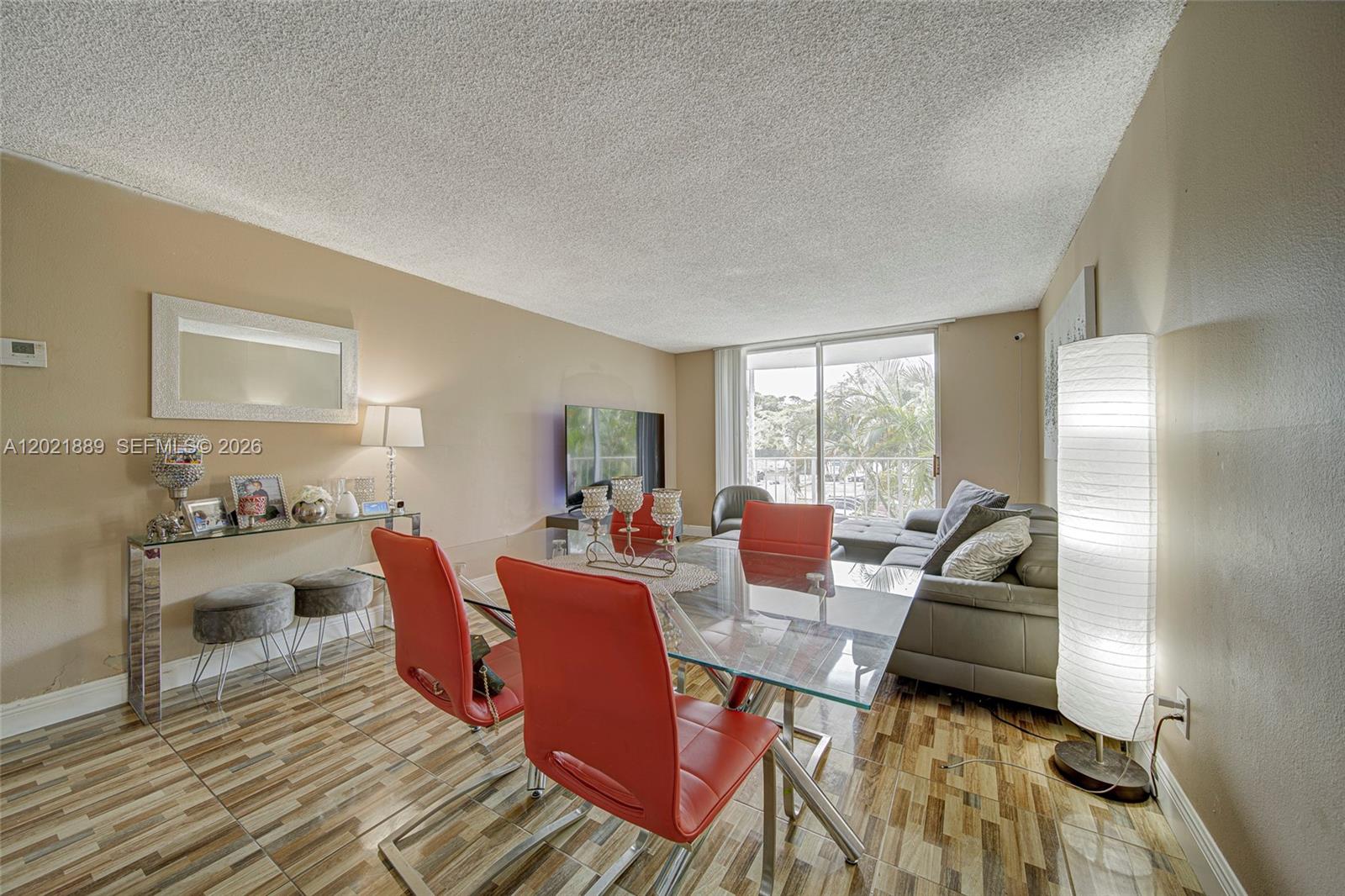 494 NW 165th St Road
