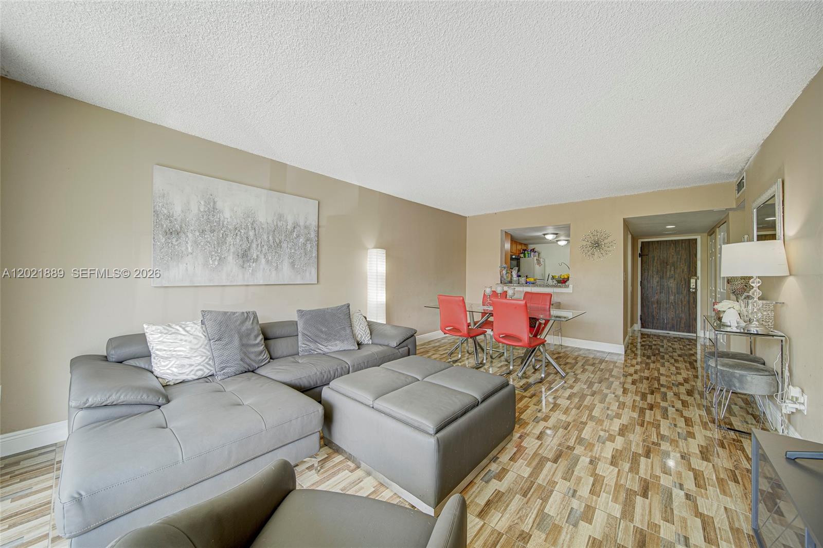 494 NW 165th St Road