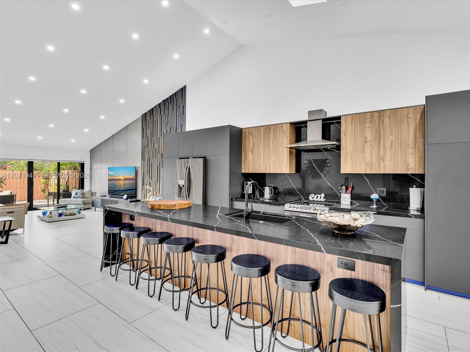 500 NE 199th Terrace