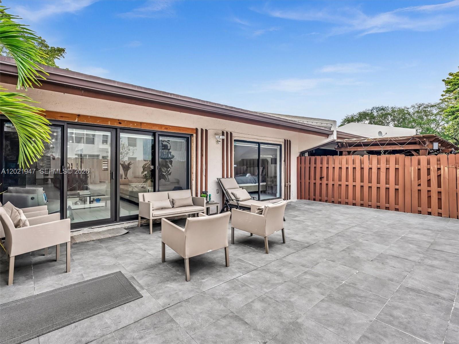 500 NE 199th Terrace