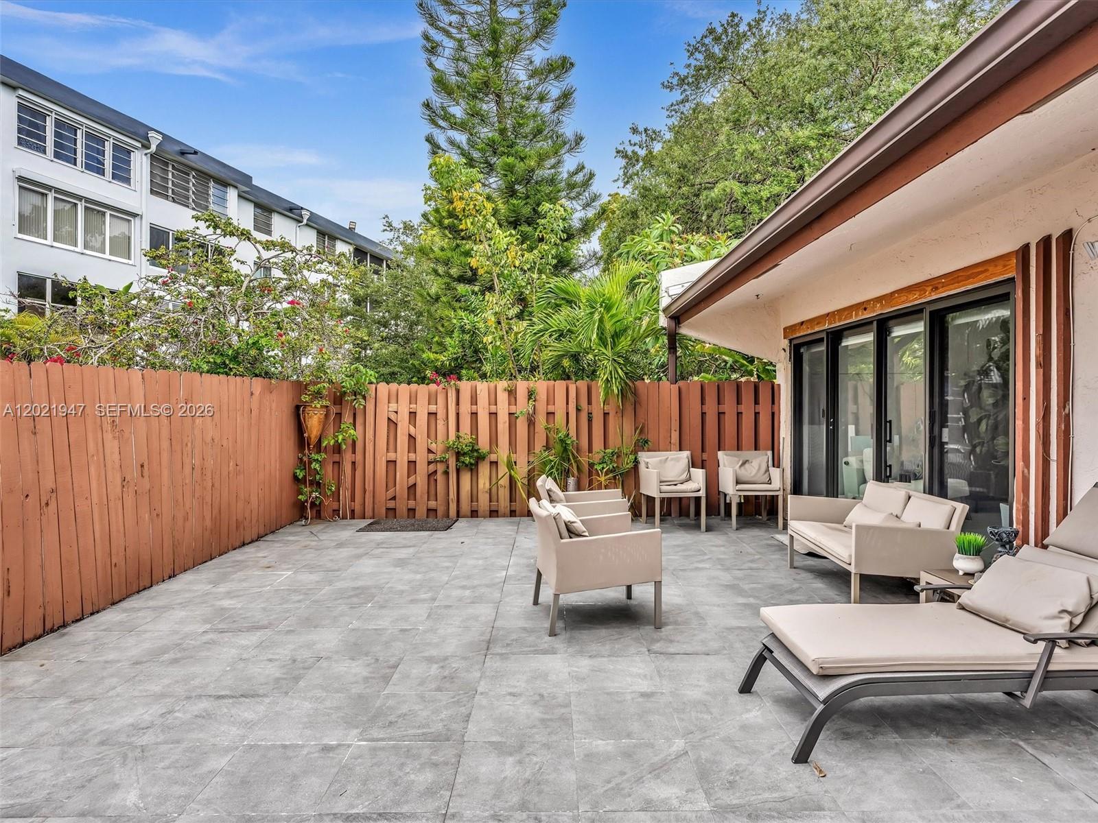 500 NE 199th Terrace