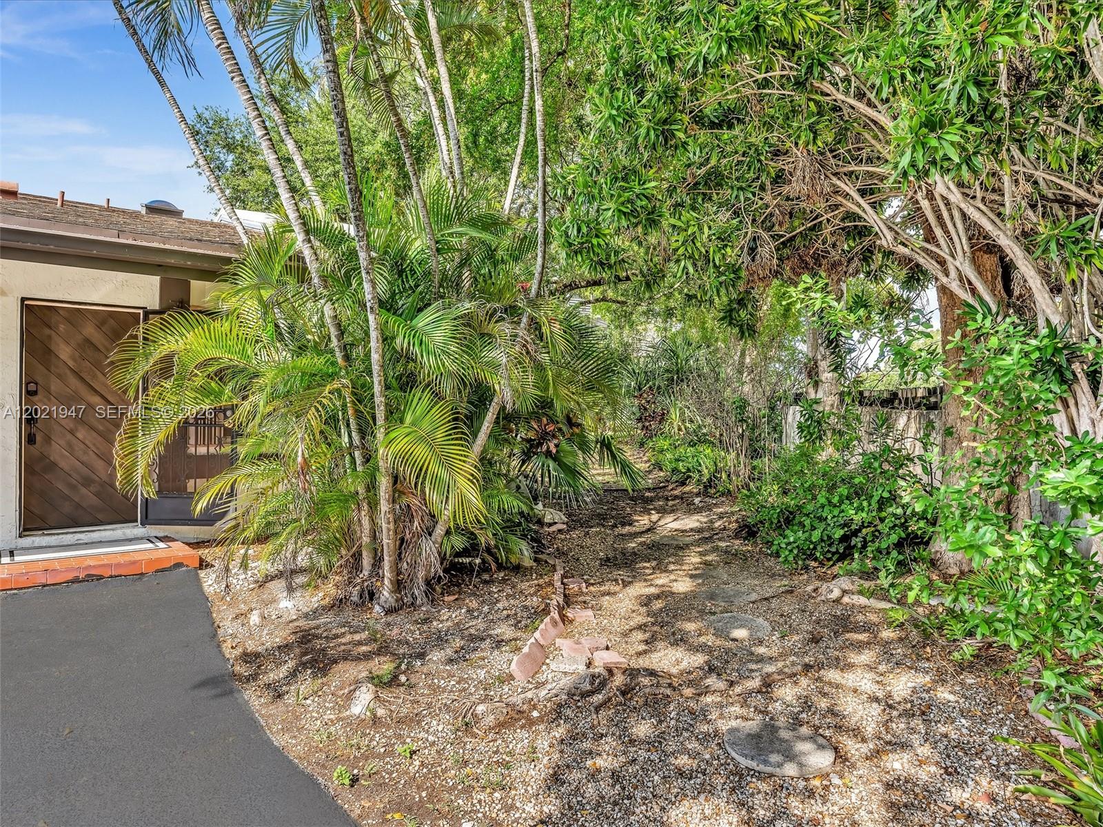 500 NE 199th Terrace