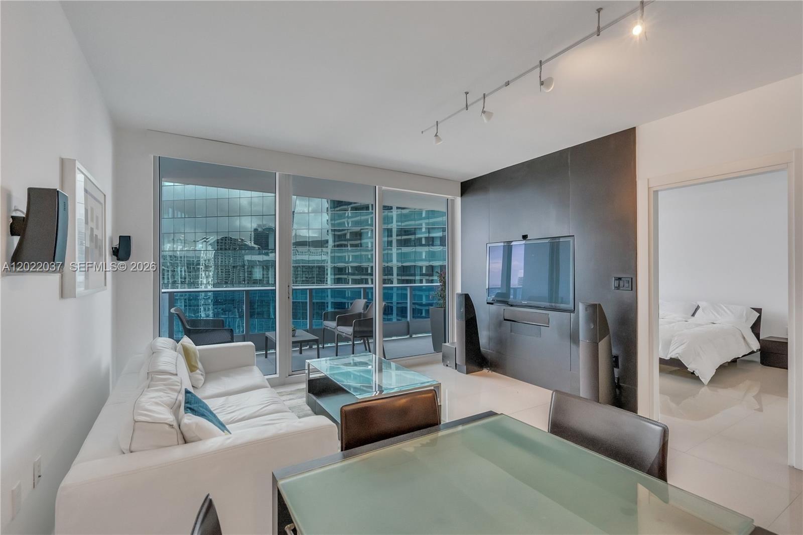 200 Biscayne Boulevard Way
