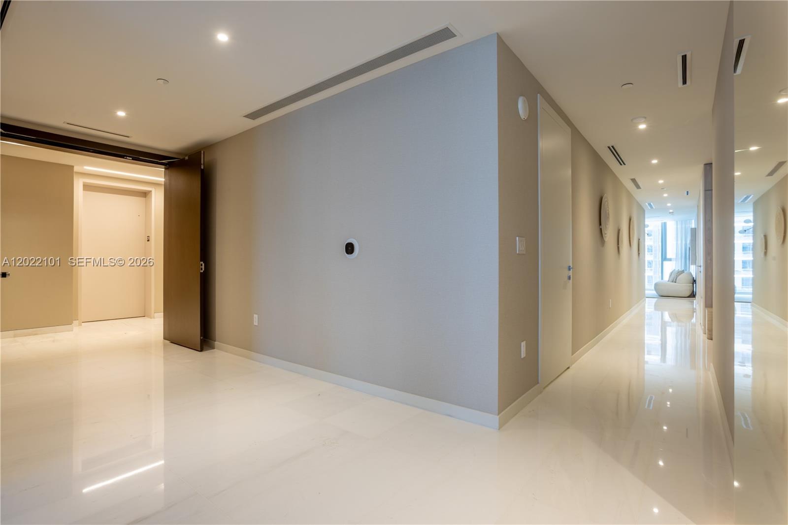 300 Biscayne Boulevard Way