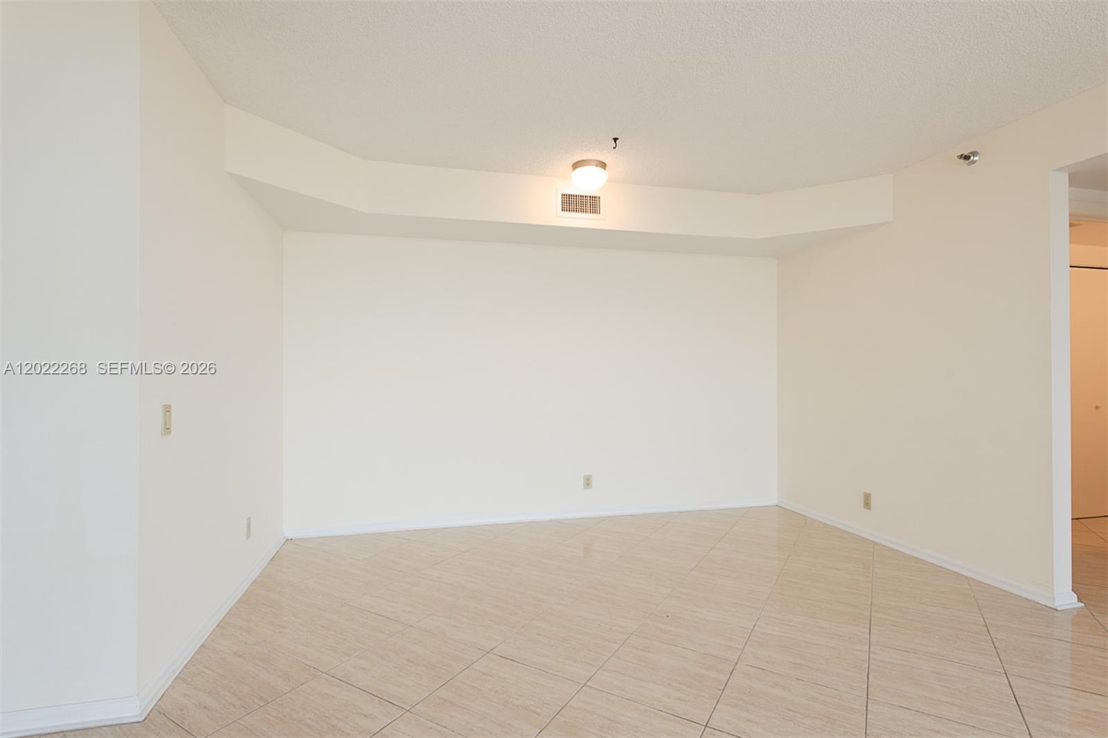 3610 Yacht Club Drive