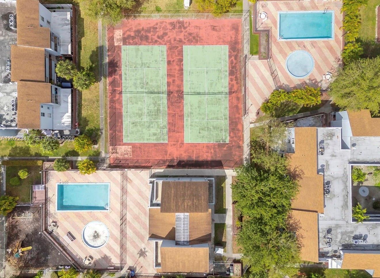 1725 W 60th Street