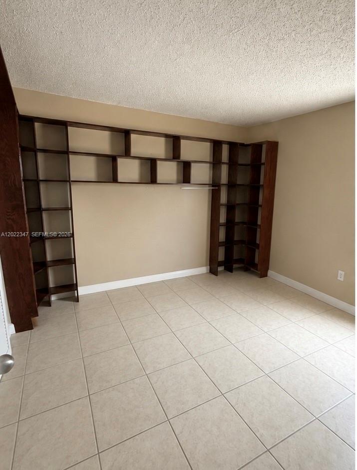 1725 W 60th Street