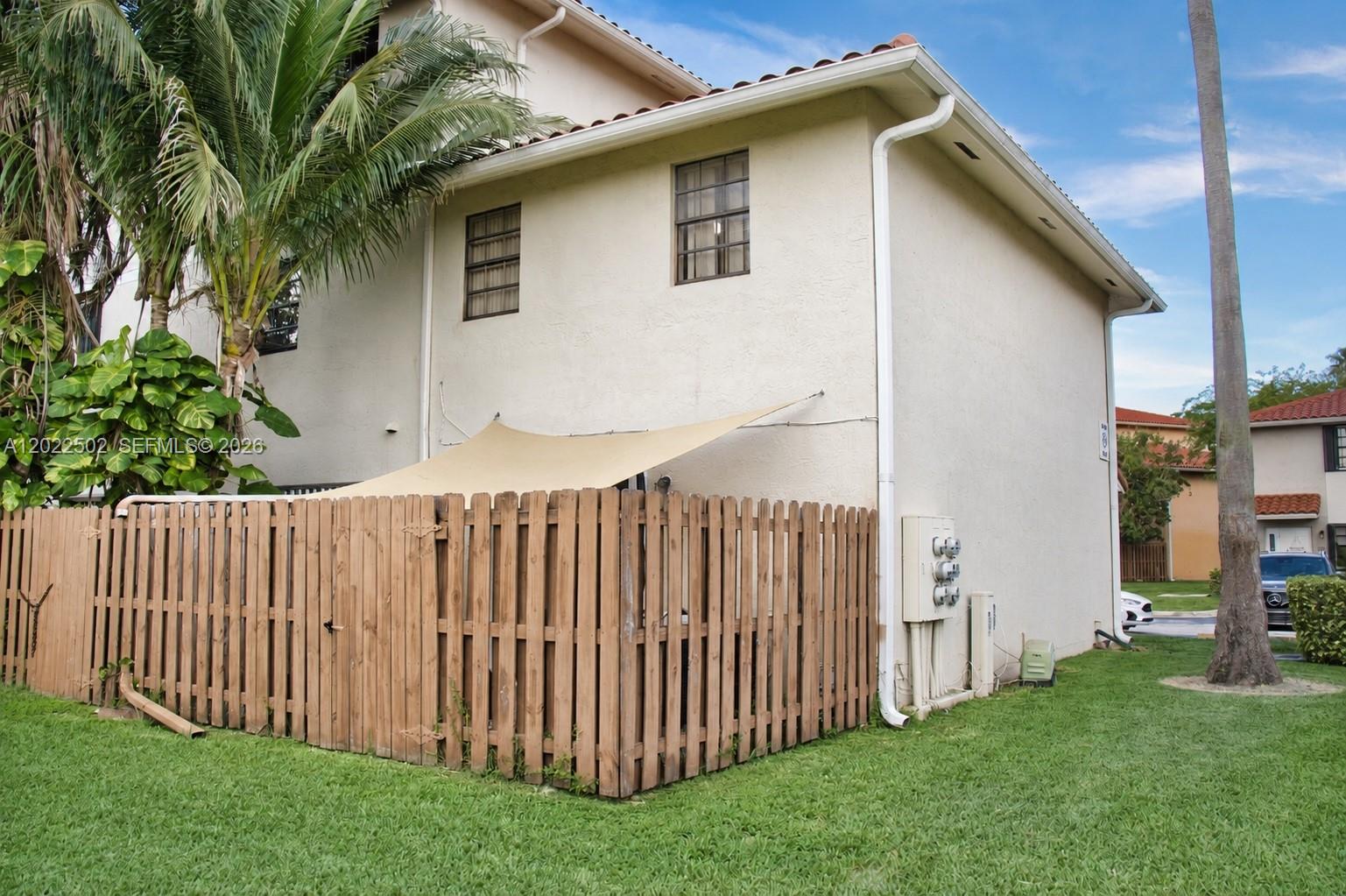 9880 Hammocks Boulevard