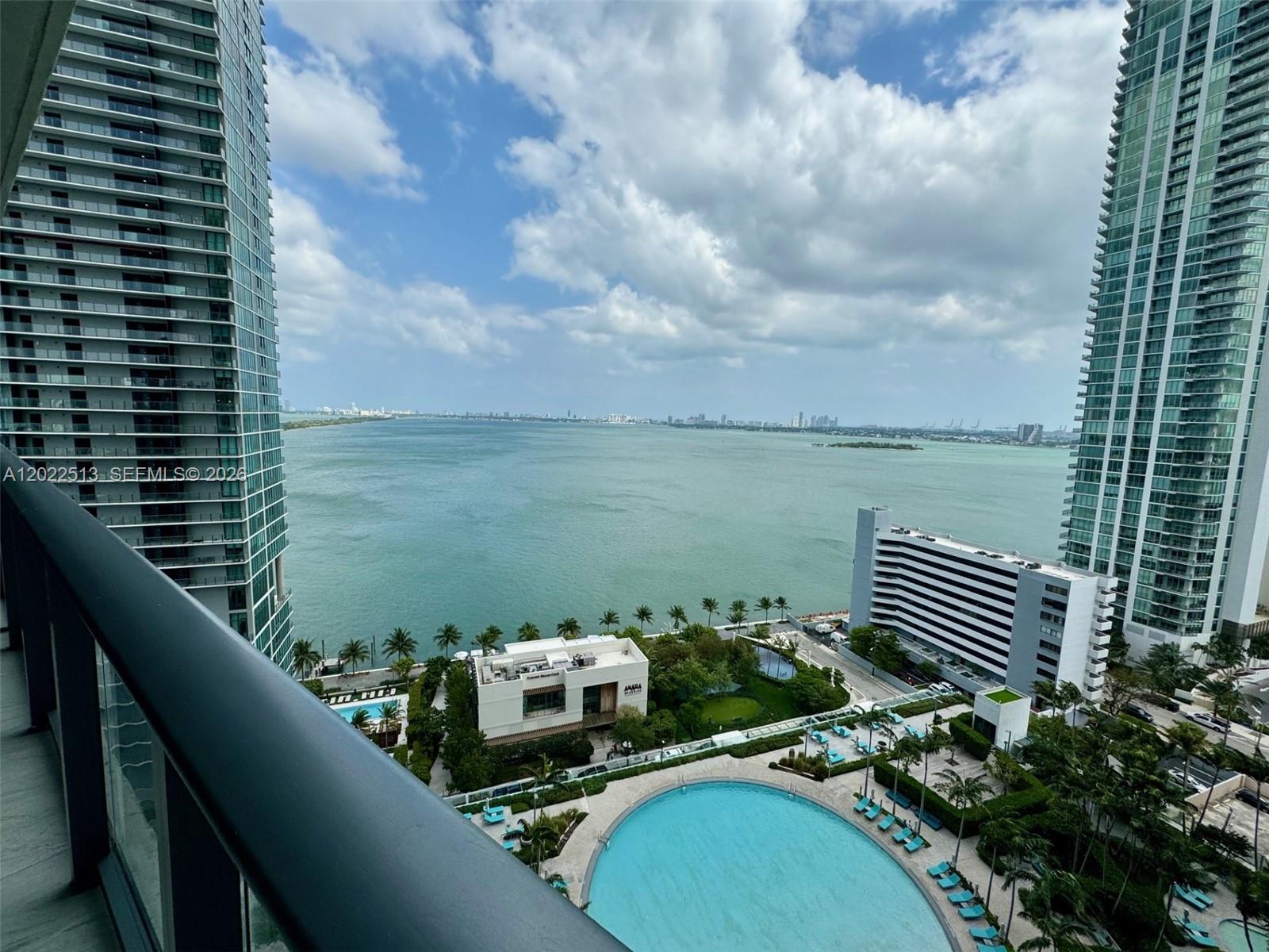 650 NE 32nd Street