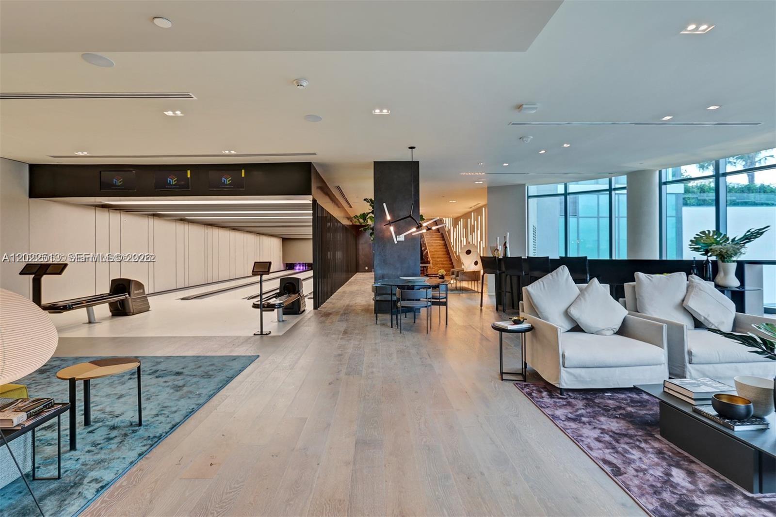 650 NE 32nd Street