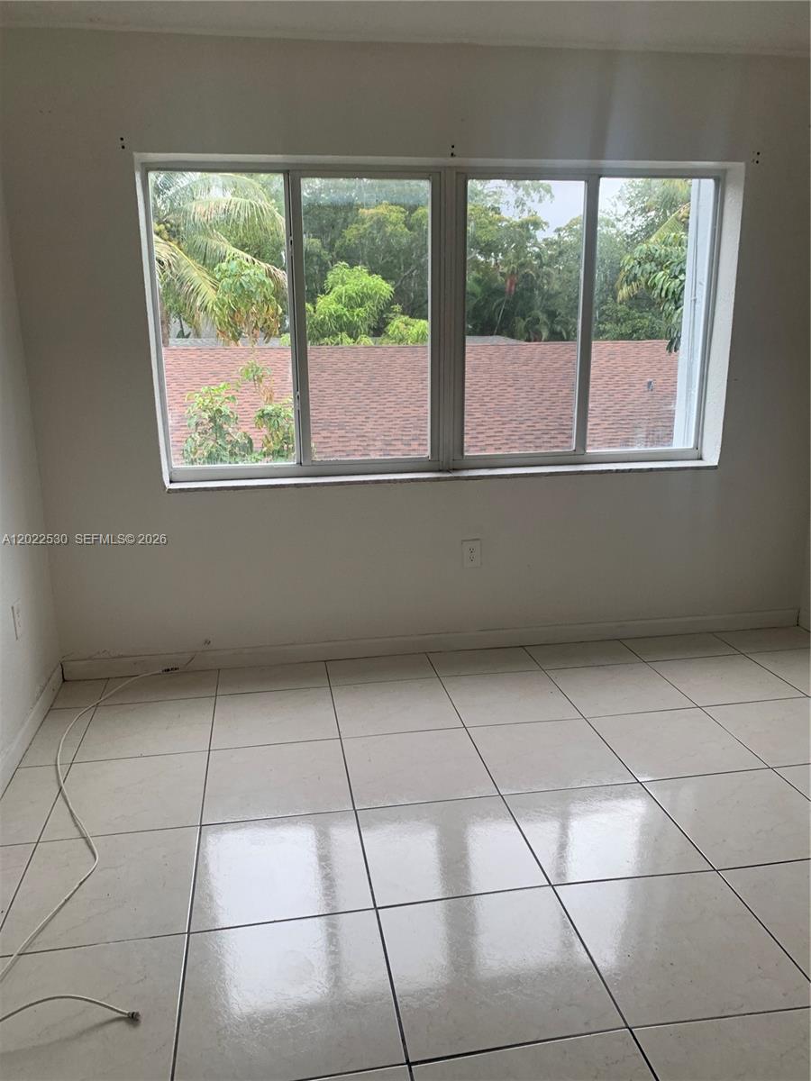 1090 NE 129th Street