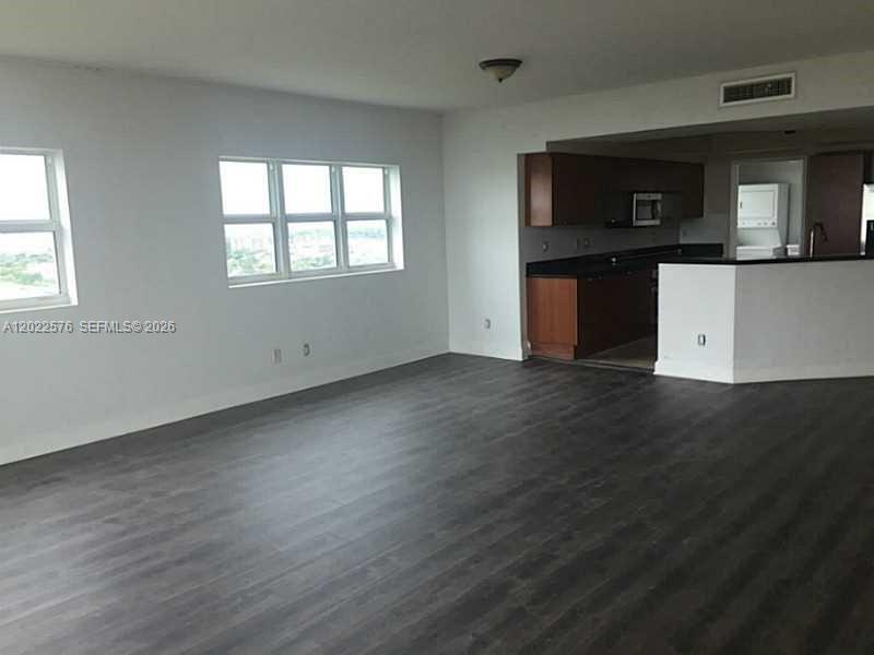 14951 Royal Oaks Lane