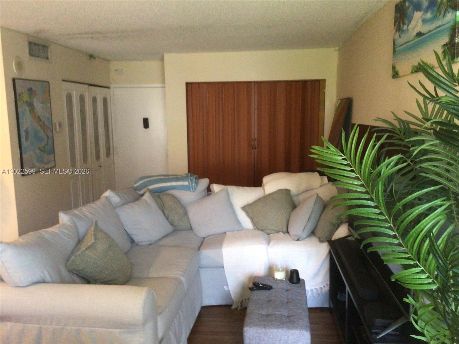 17021 N Bay Road