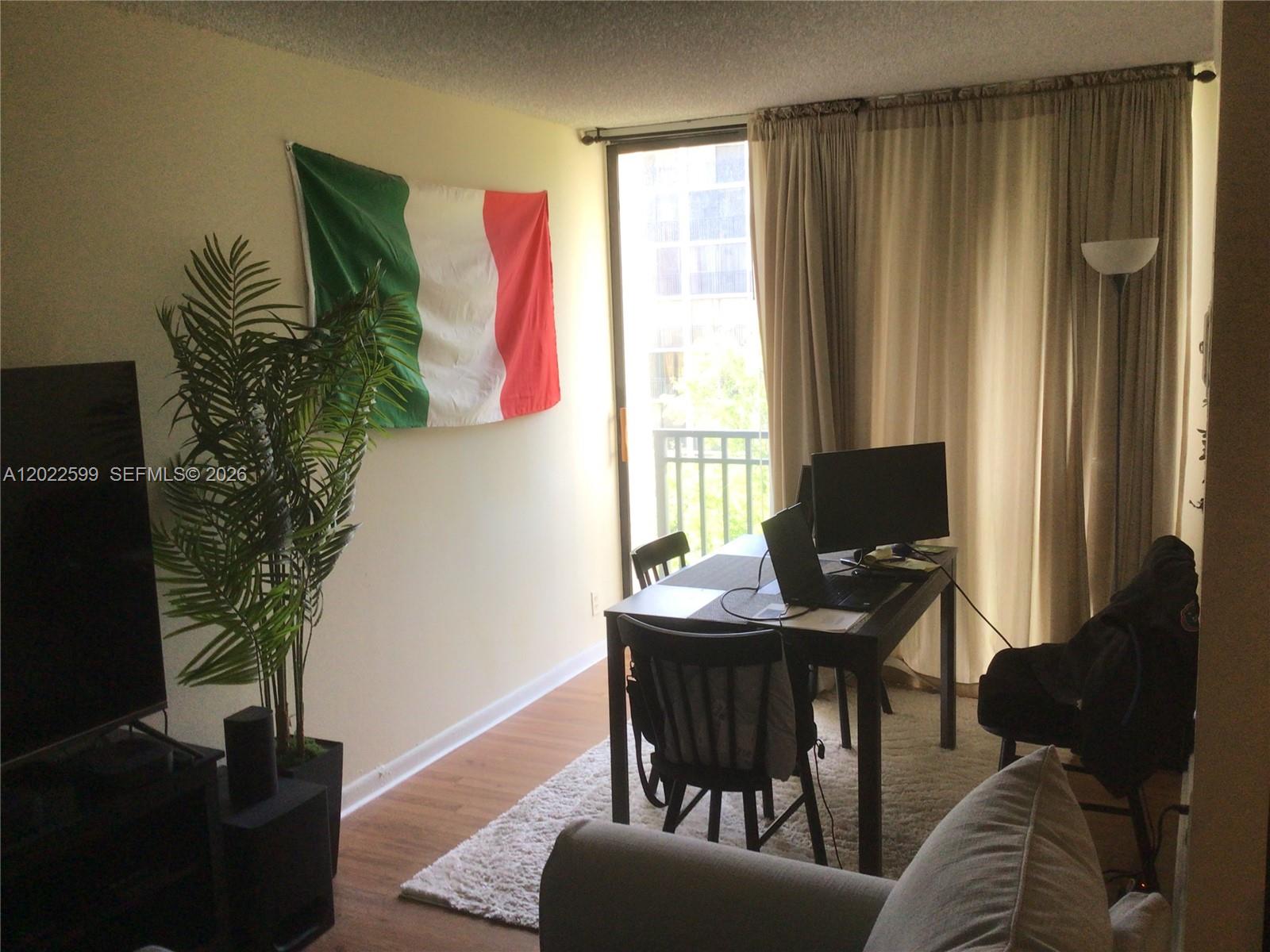 17021 N Bay Road