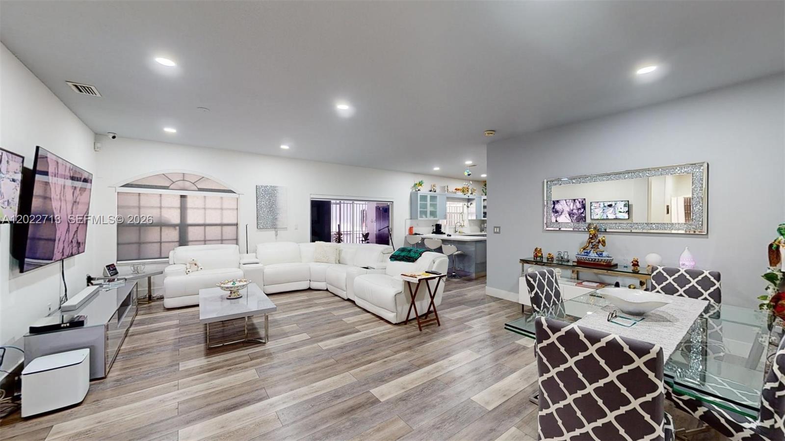357 W 44th Street
