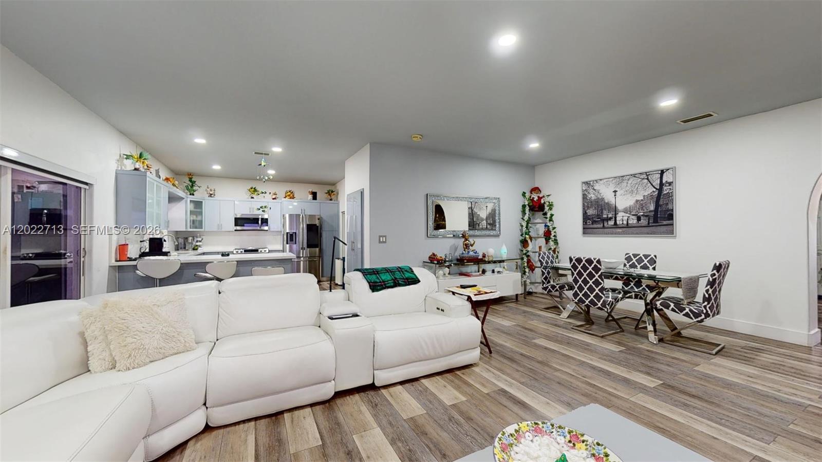 357 W 44th Street