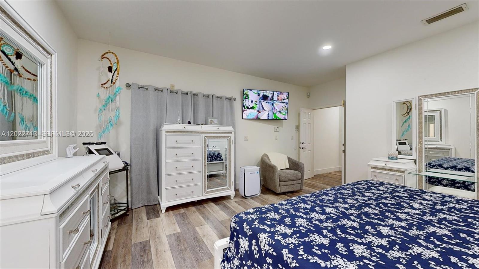 357 W 44th Street